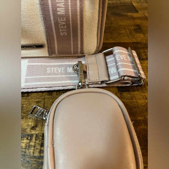 Steve Madden Tote bag with crossbody/shoulder strap. - Picture 14 of 14